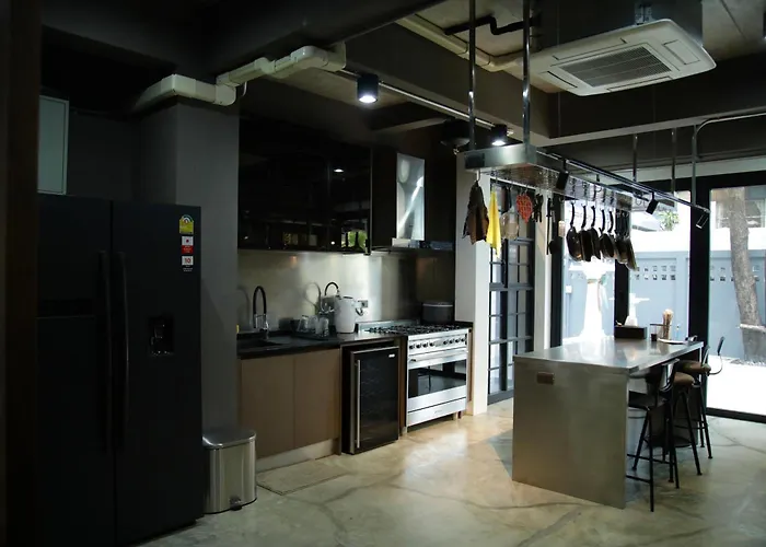 Chic Ekkamai Escape Near Bts, Dining & Nightlife Hébergement de vacances *